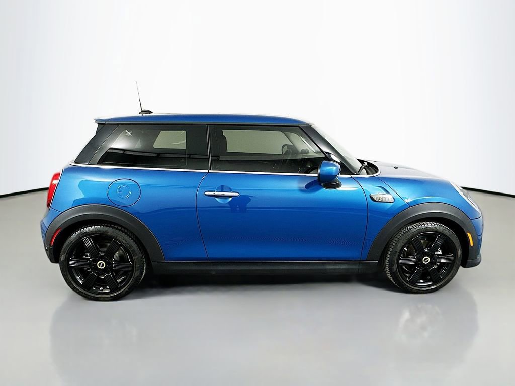 Certified 2024 MINI Cooper SE FWD image 4