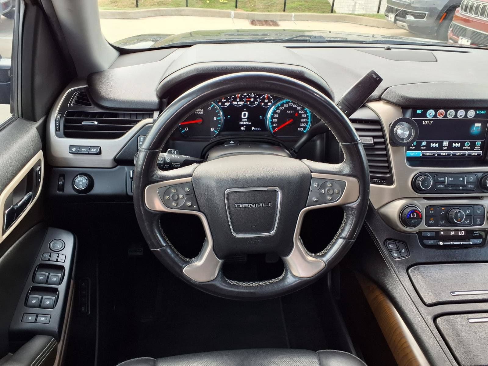 Used 2018 GMC Yukon XL Denali w/ Denali Ultimate Package RWD image 15