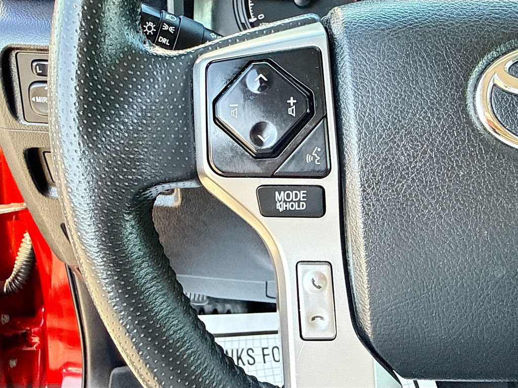 Used 2021 Toyota 4Runner SR5 AWD/4WD image 36