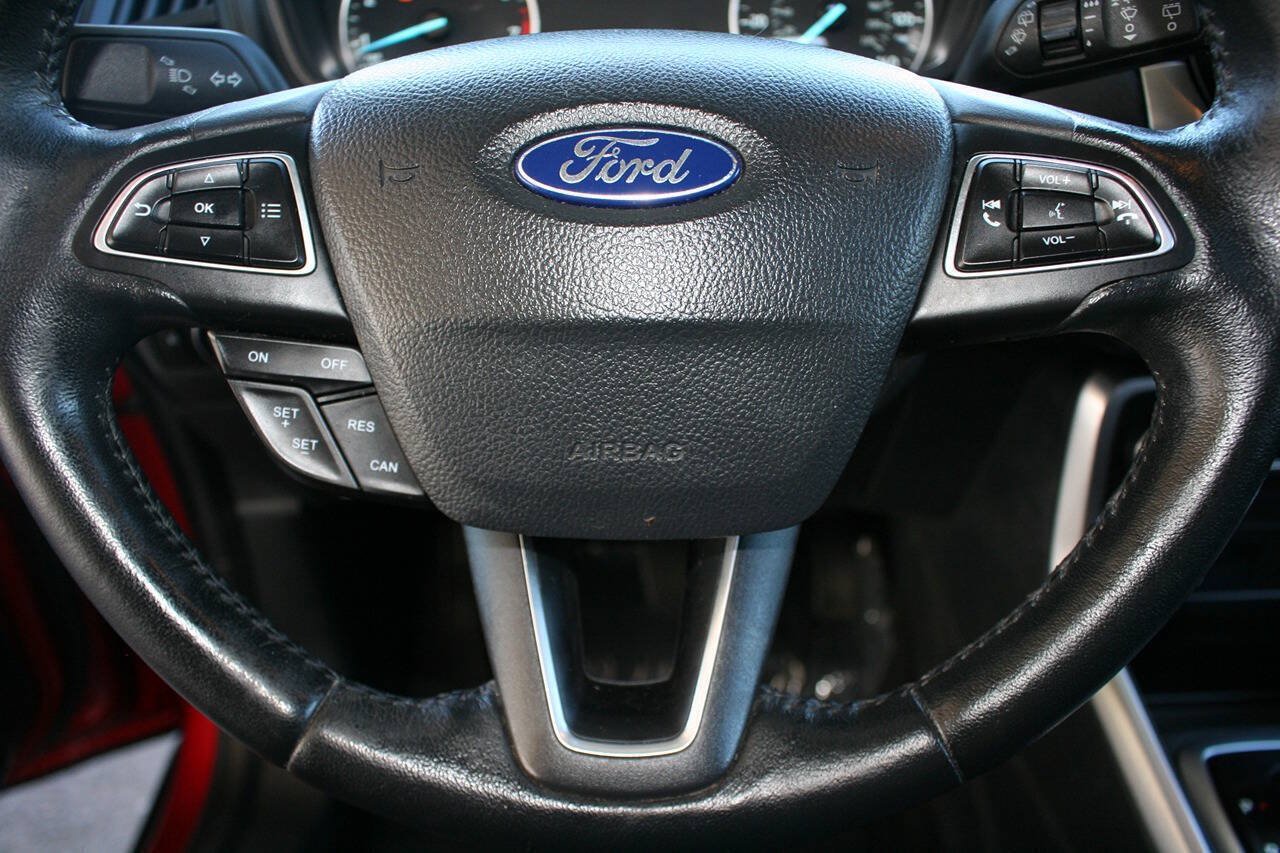 Used 2018 Ford EcoSport SE w/ SE Convenience Package AWD/4WD image 16