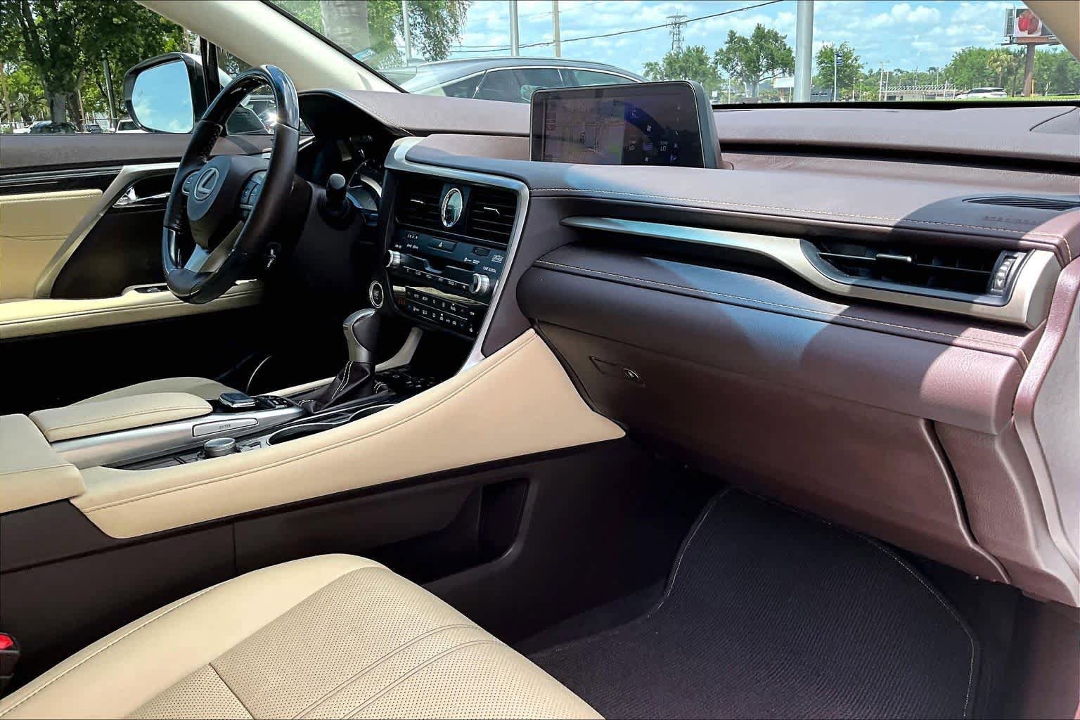 Used 2019 Lexus RX 350 FWD w/ Luxury Package image 19