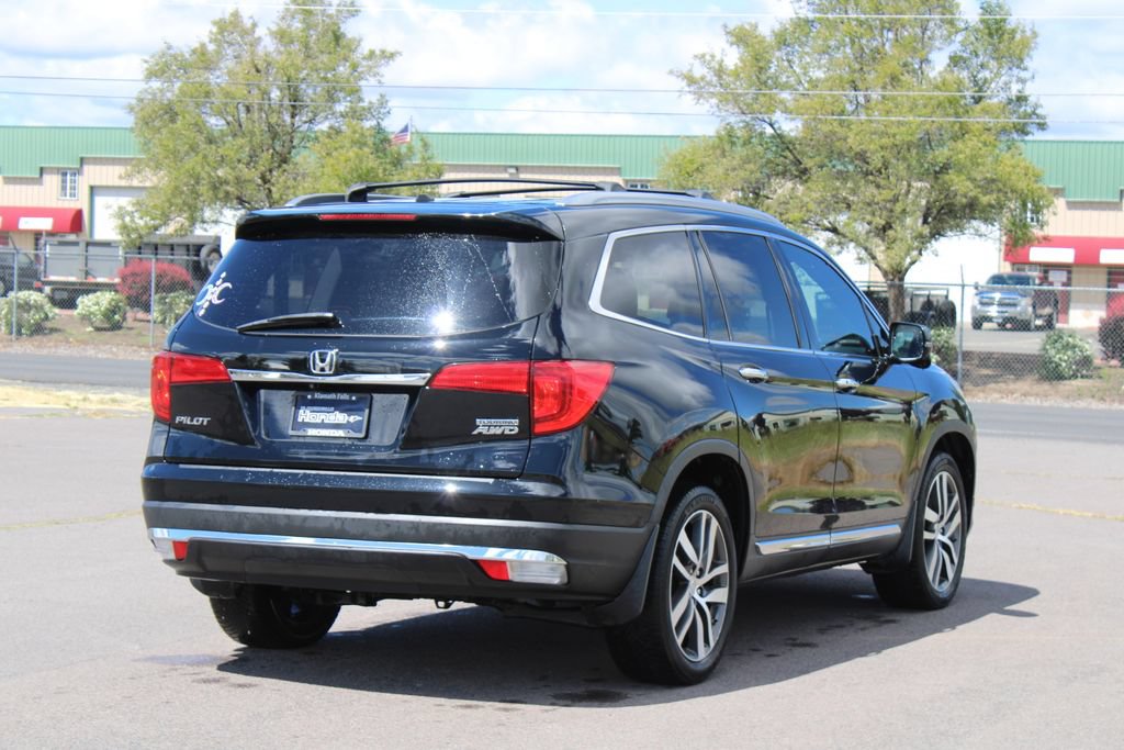 Used 2017 Honda Pilot Touring image 6