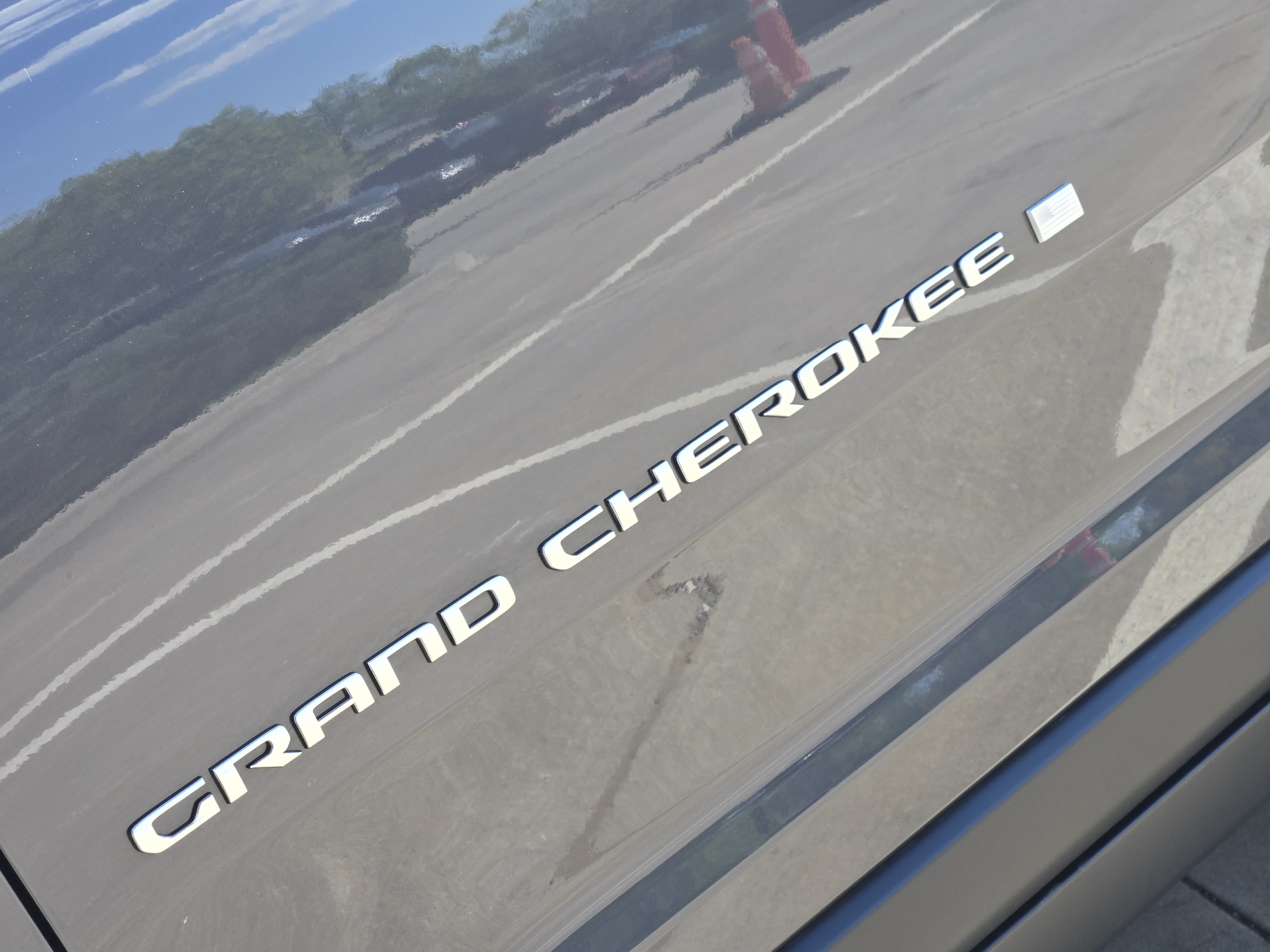 New 2026 Jeep Grand Cherokee Limited AWD/4WD image 8