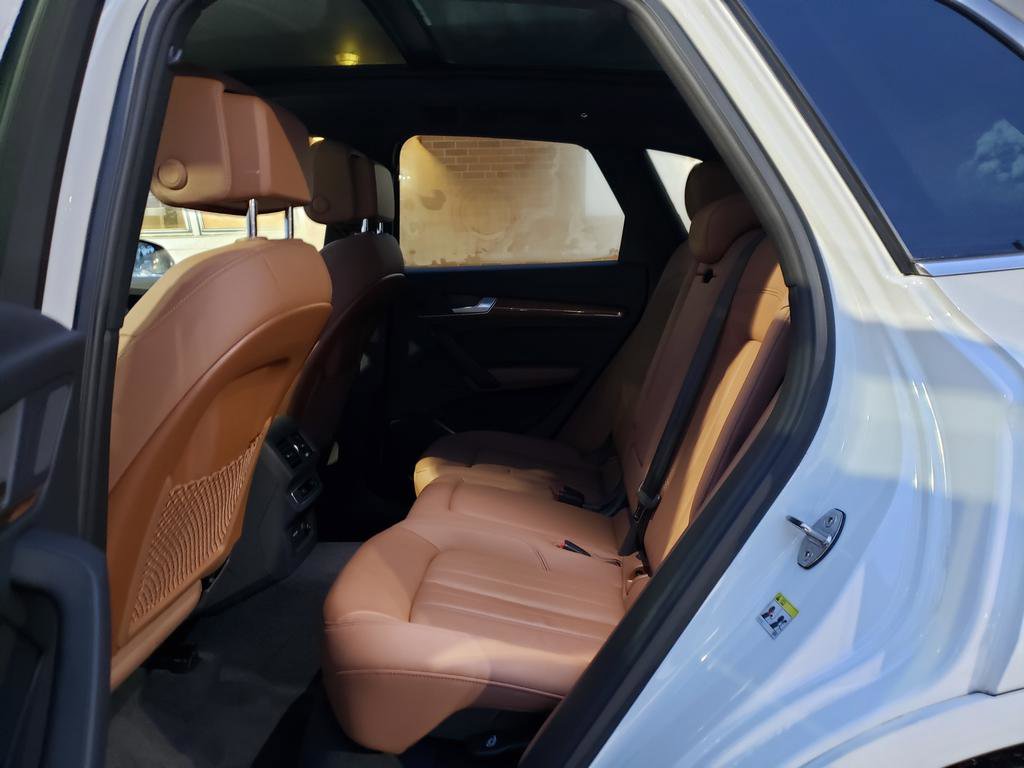 Used 2022 Audi Q5 2.0T Premium image 11