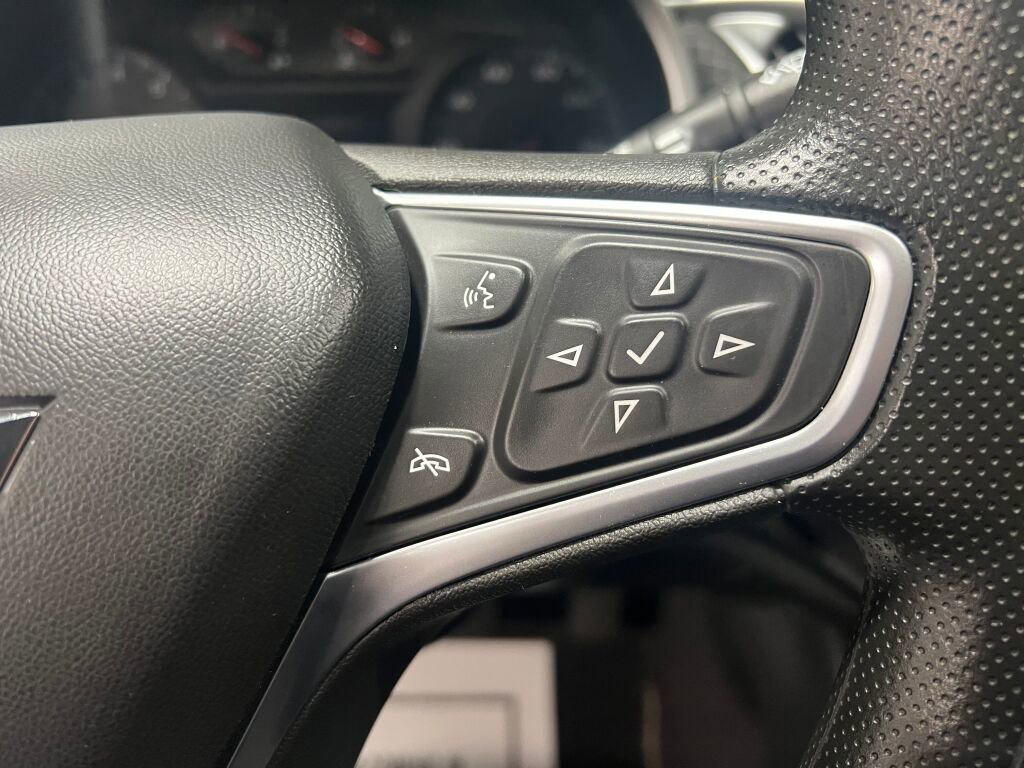 Used 2023 Chevrolet Malibu LT w/ Driver Confidence Package image 11