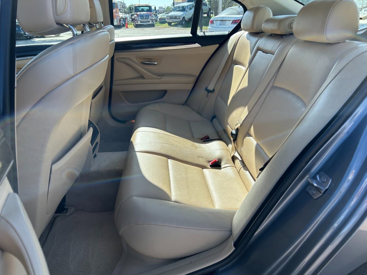 Used 2013 BMW 528i xDrive Sedan AWD/4WD image 14
