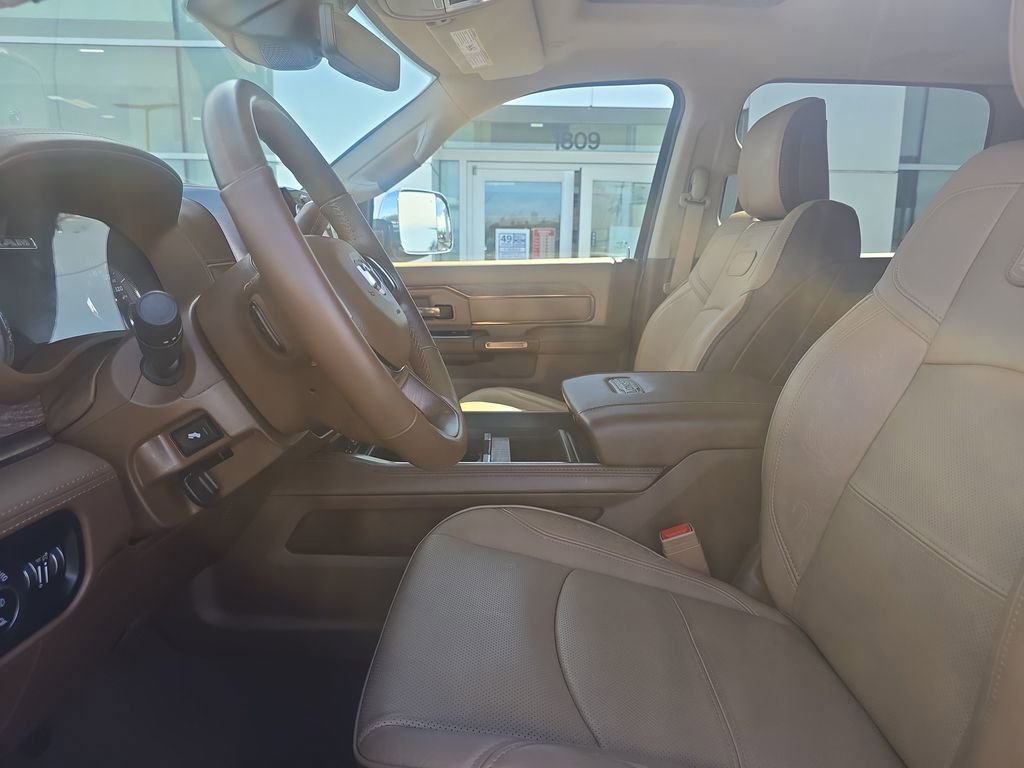 Used 2022 RAM 3500 Limited image 9