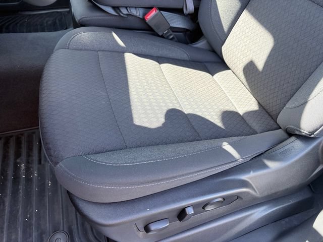 Used 2024 Chevrolet Silverado 1500 LT AWD/4WD image 10