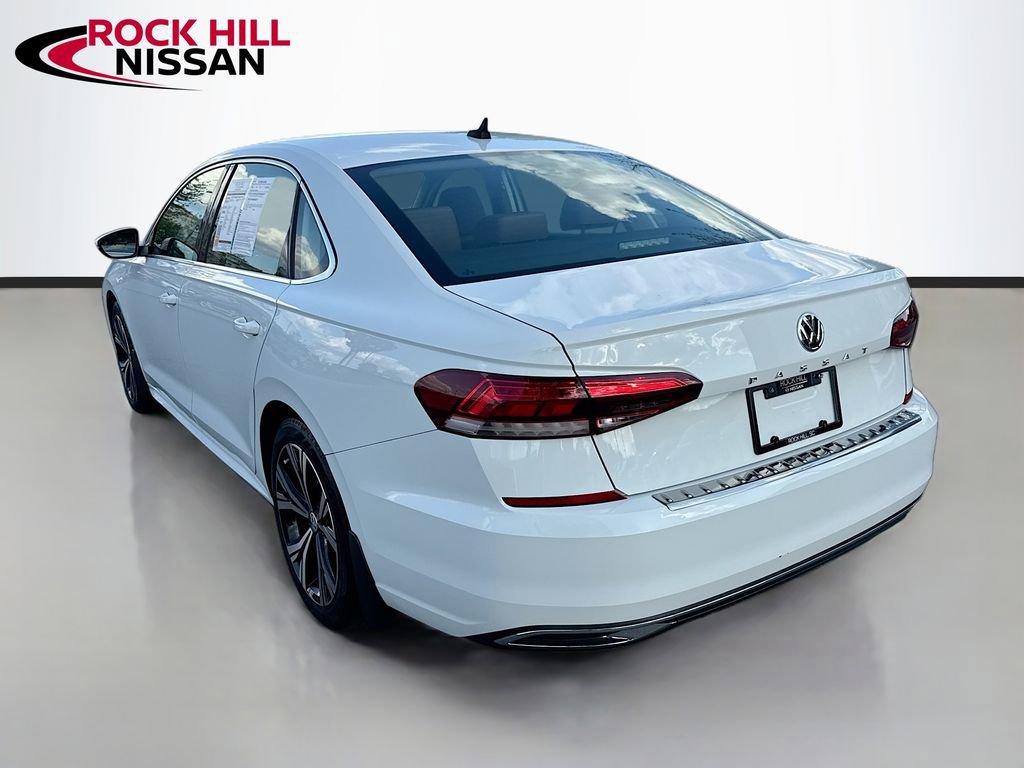 Used 2021 Volkswagen Passat 2.0T SE image 5