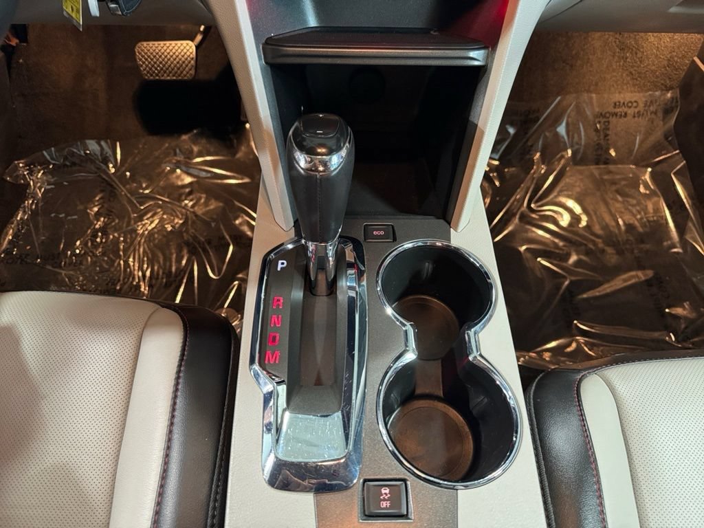 Used 2017 GMC Terrain SLT w/ Open Road Package FWD image 18