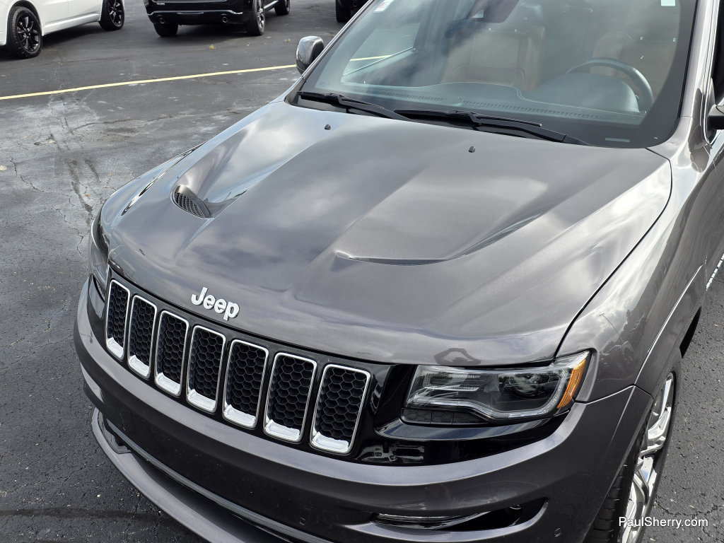 Used 2015 Jeep Grand Cherokee SRT AWD/4WD image 8