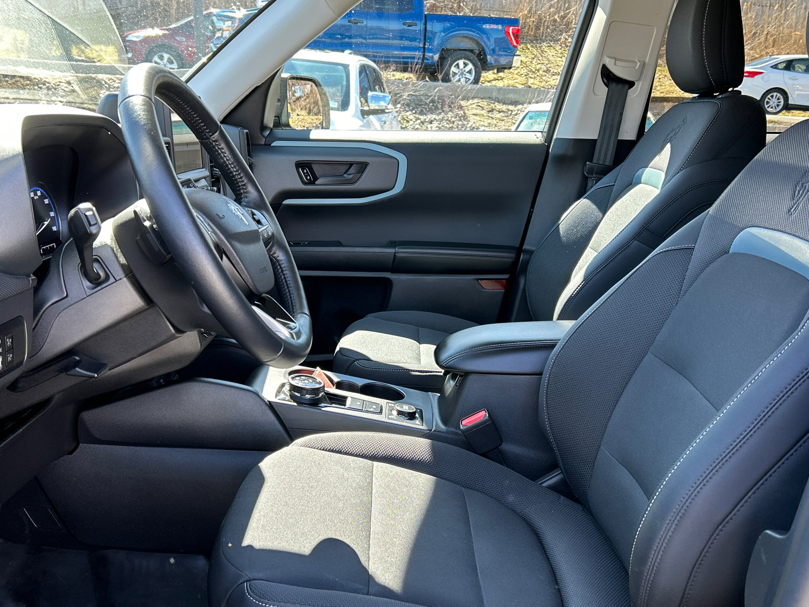 Used 2023 Ford Bronco Sport Badlands image 10