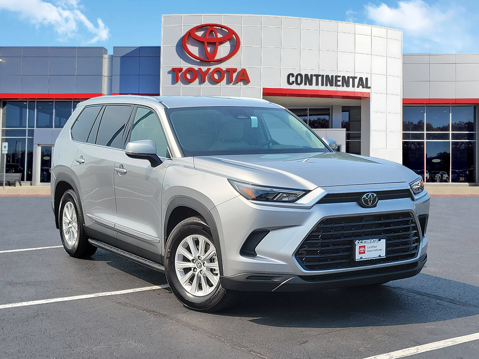 Certified 2026 Toyota Grand Highlander AWD image 2
