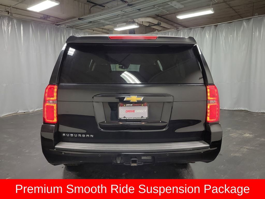 Used 2017 Chevrolet Suburban LT image 8