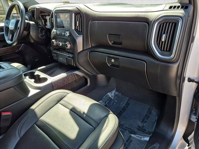 Used 2022 GMC Sierra 3500 Denali w/ Denali Ultimate Package AWD/4WD image 23