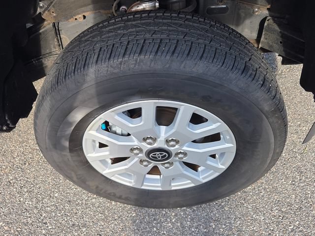 Used 2024 Toyota Tacoma SR5 RWD image 14