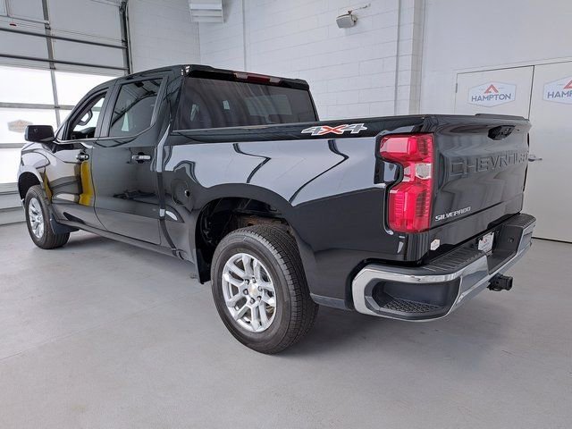 Used 2023 Chevrolet Silverado 1500 LT AWD/4WD image 6