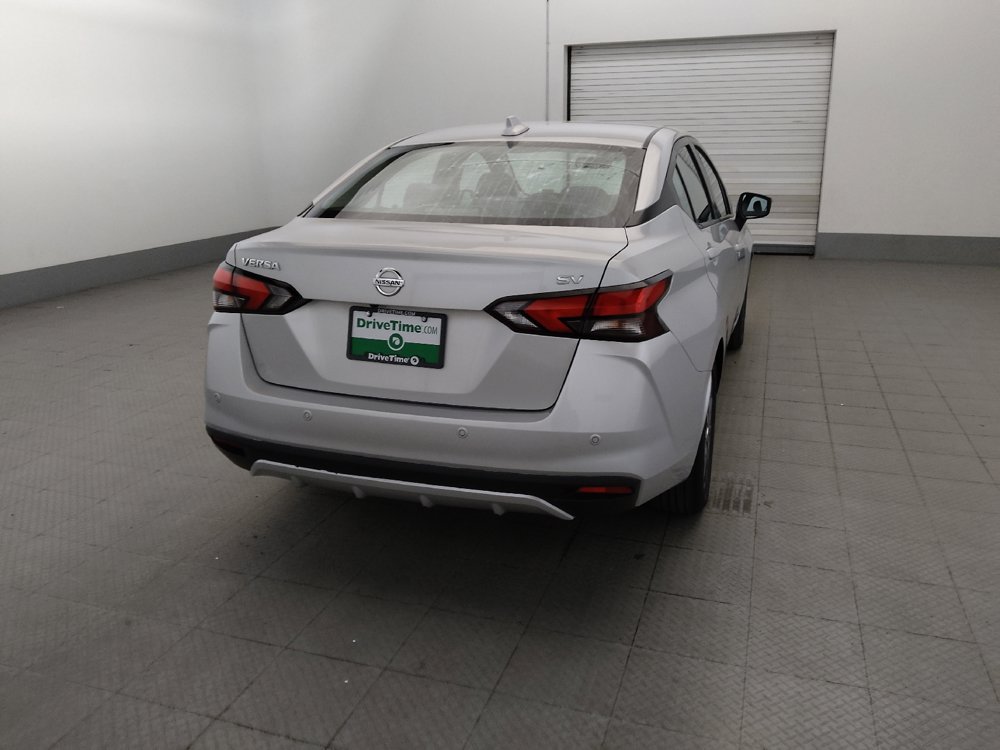 Used 2020 Nissan Versa SV FWD image 7