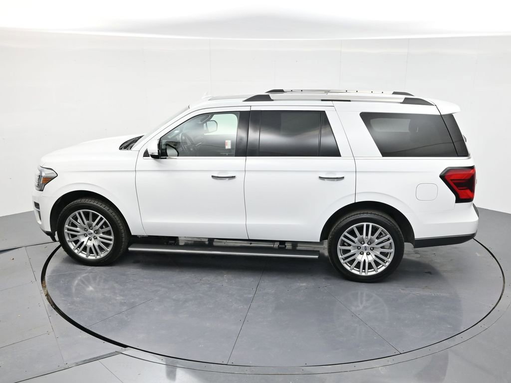 Used 2024 Ford Expedition Limited image 46