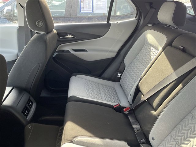 Used 2024 Chevrolet Equinox LS w/ LS Convenience Package image 4