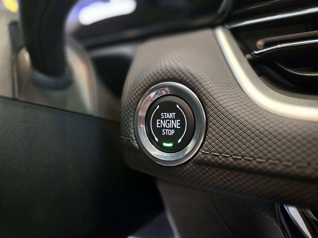 New 2025 Chevrolet TrailBlazer LT w/ Convenience Package FWD image 24