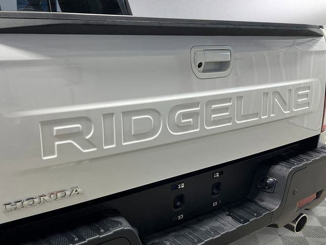 New 2026 Honda Ridgeline Black Edition image 6