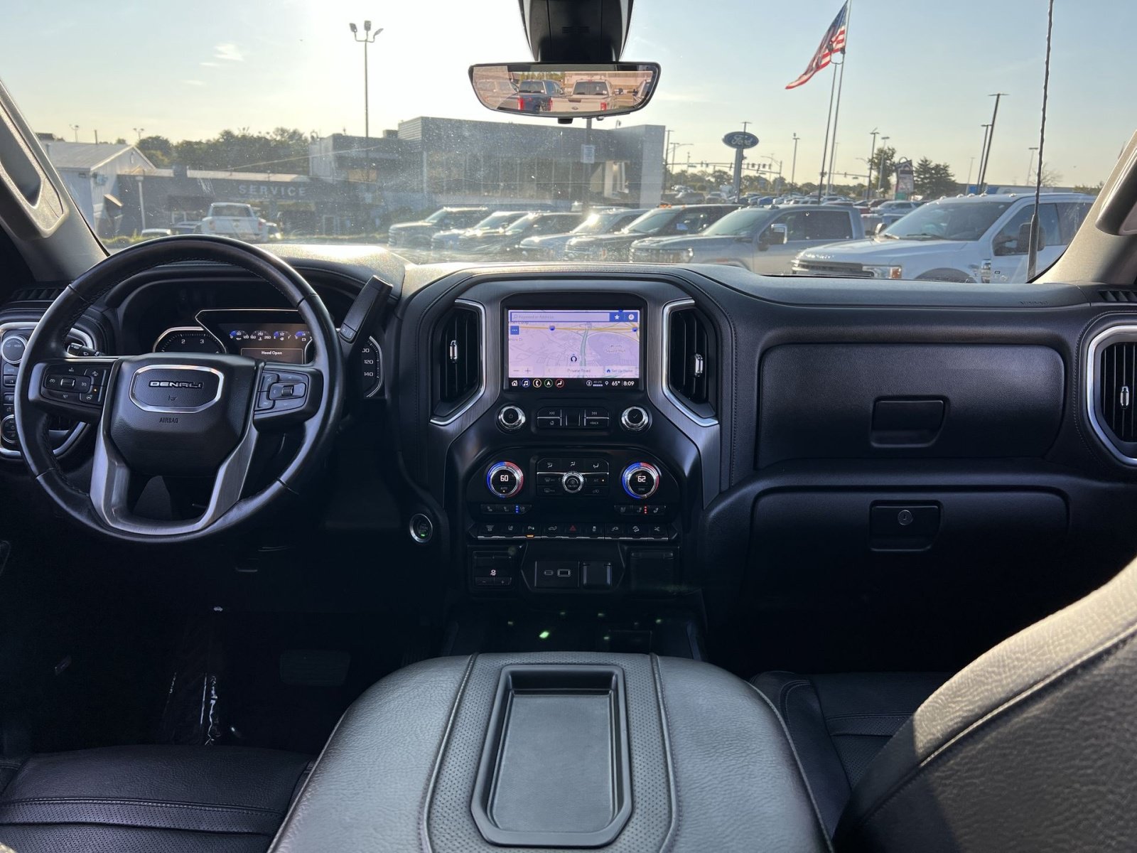 Used 2022 GMC Sierra 3500 Denali w/ Denali Ultimate Package AWD/4WD image 23