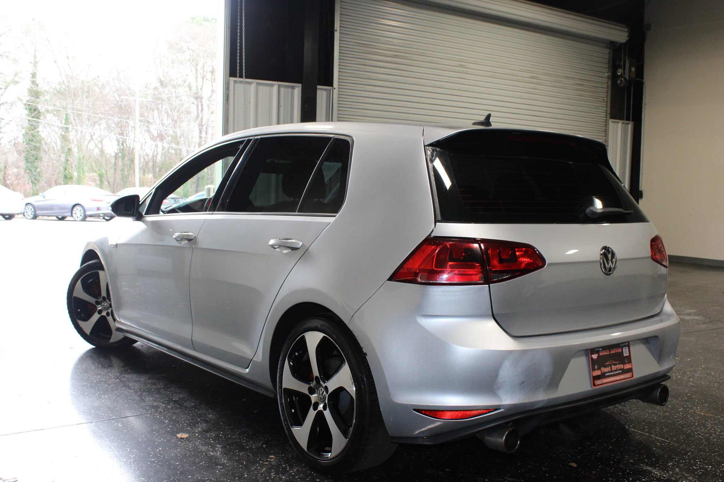 Used 2016 Volkswagen GTI S FWD image 4