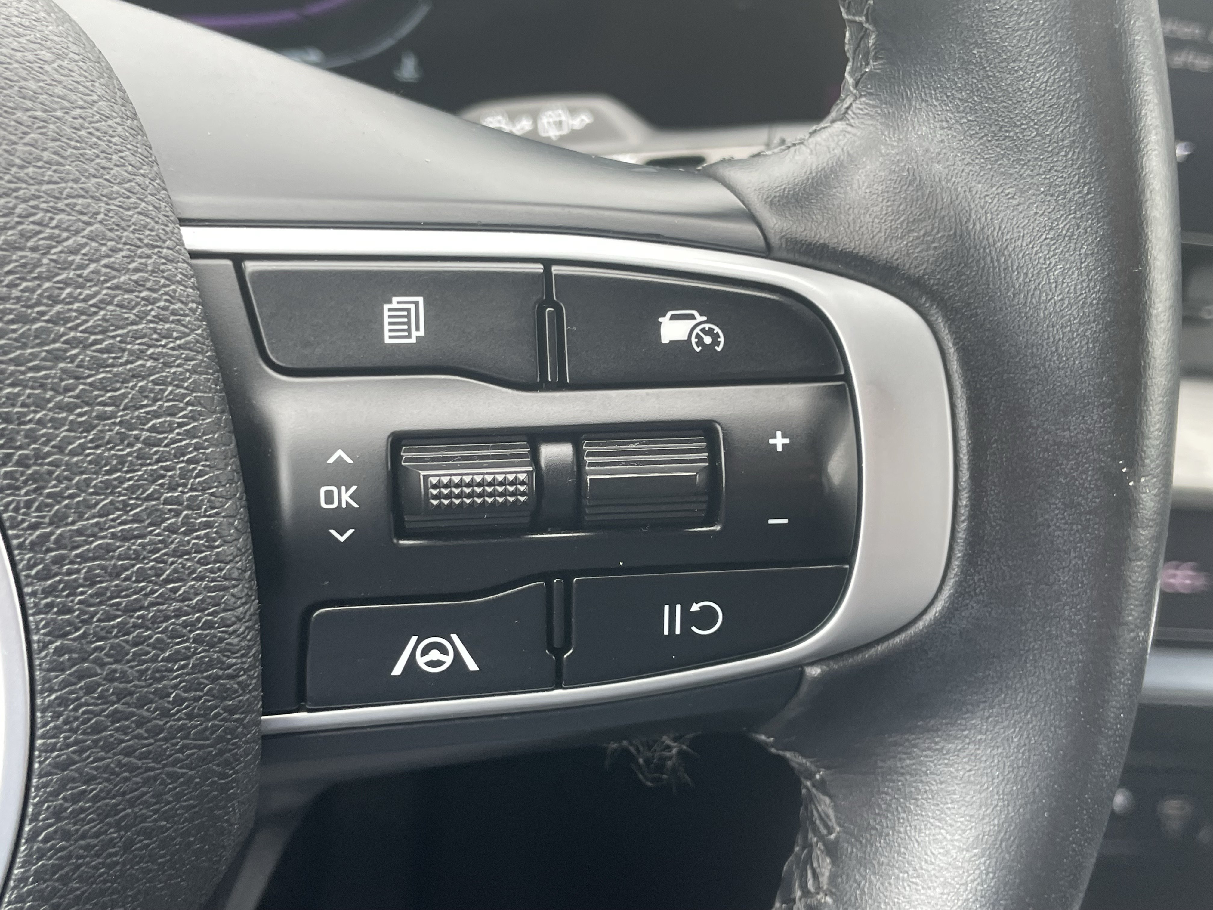 Used 2023 Kia Sportage X-Line AWD/4WD image 16