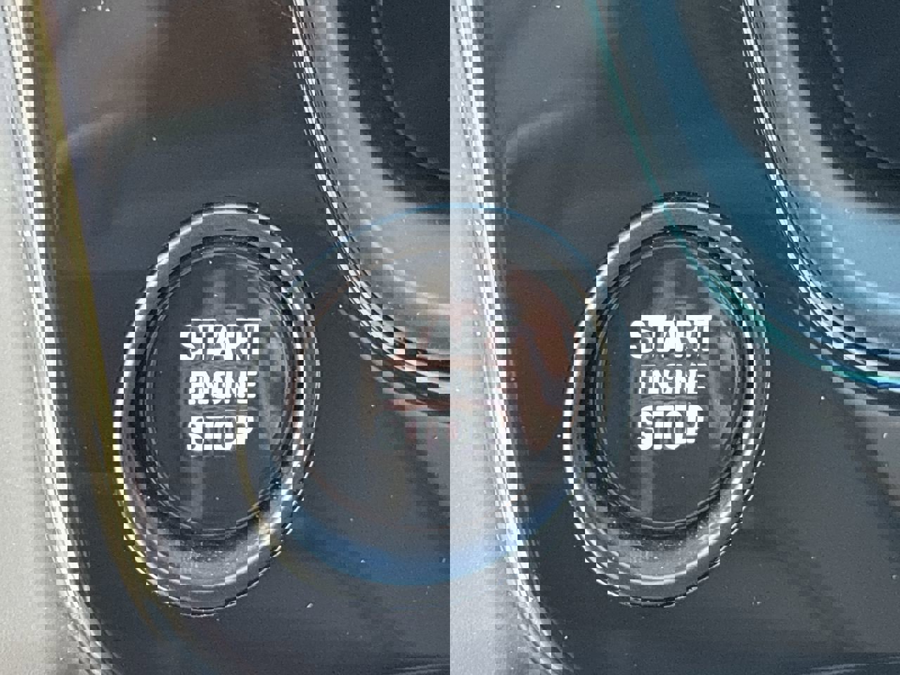 Used 2025 Porsche Cayenne E-Hybrid Coupe image 32