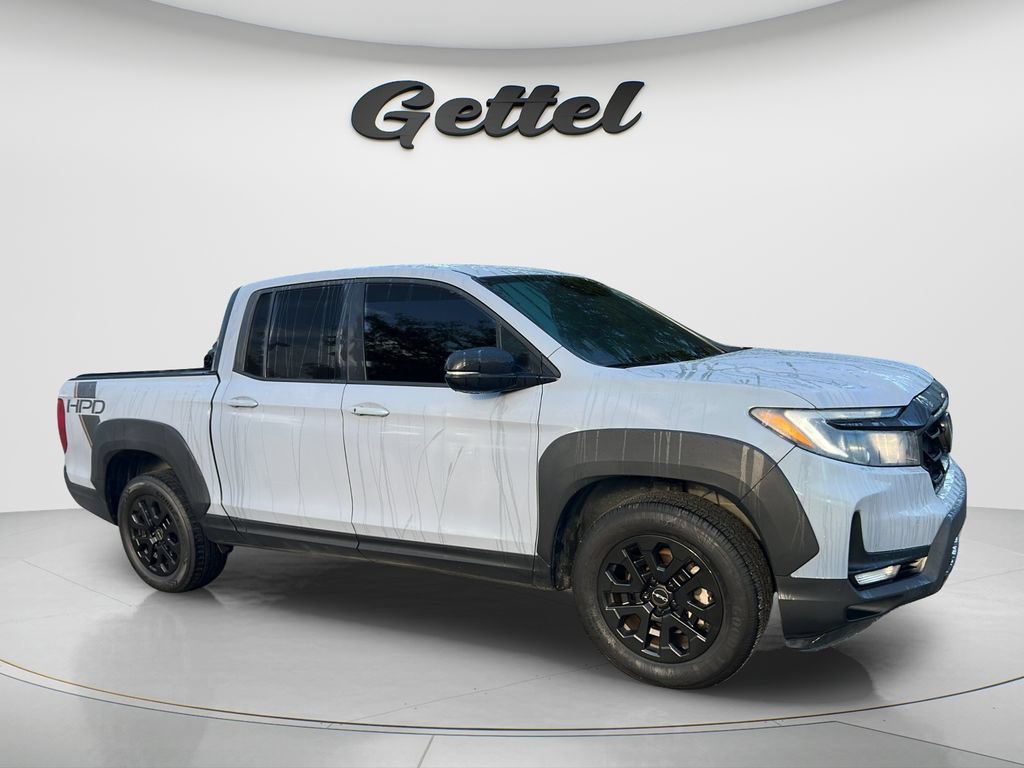 Used 2022 Honda Ridgeline Black Edition image 3