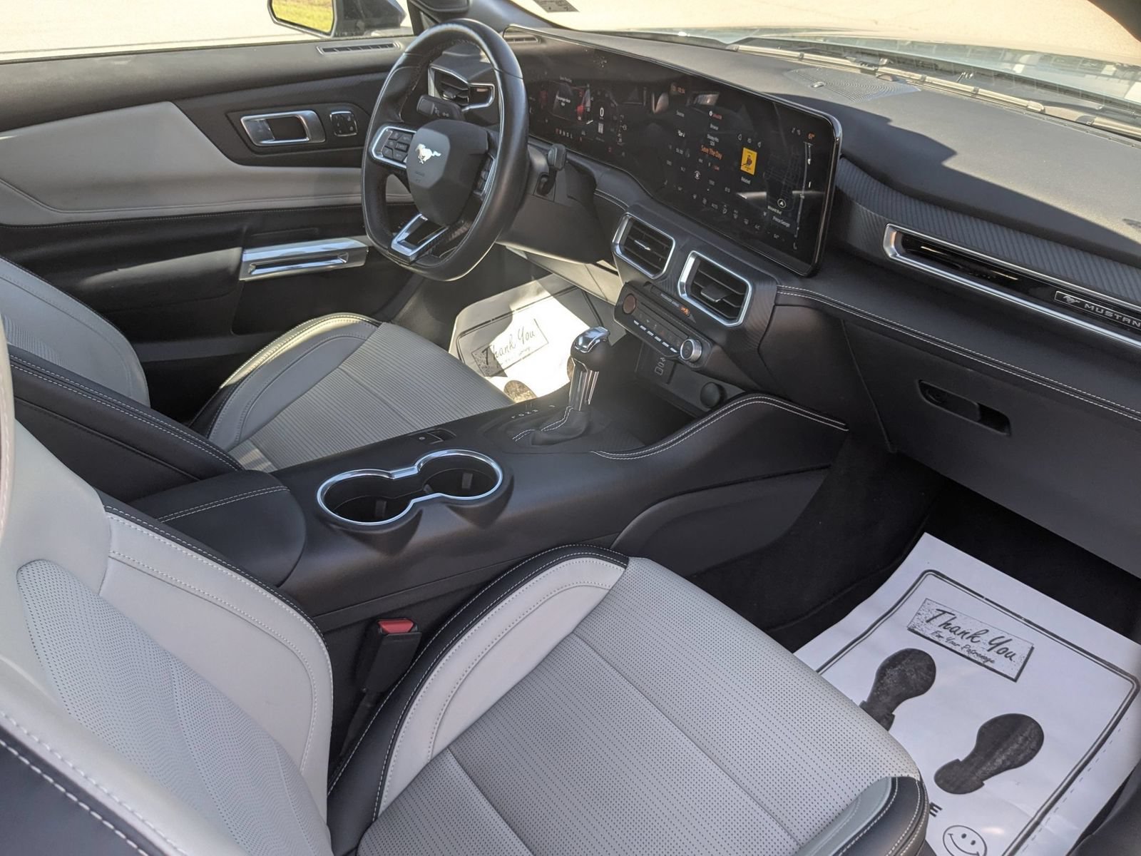 Used 2025 Ford Mustang Premium RWD image 36