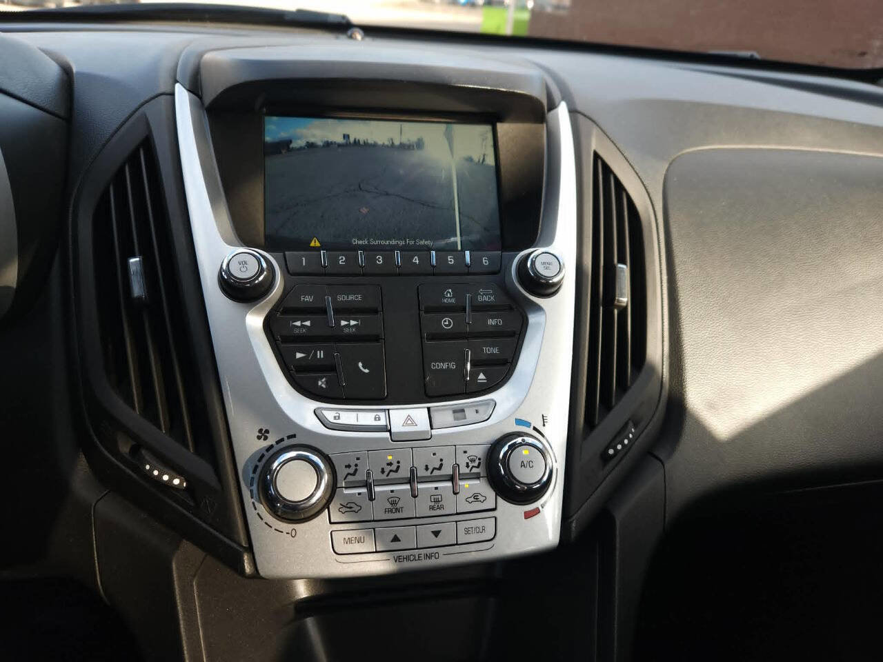 Used 2013 Chevrolet Equinox LT w/ Driver Convenience Package image 26