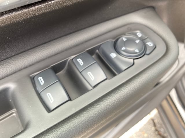 Certified 2024 GMC Terrain SLE FWD image 17