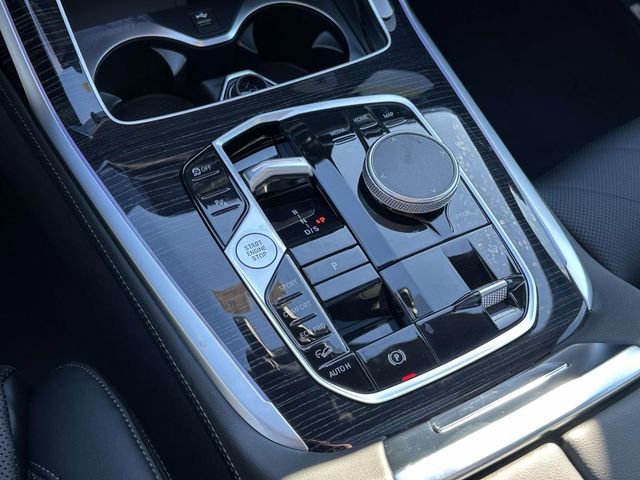 New 2026 BMW X7 xDrive40i w/ M Sport Package image 17