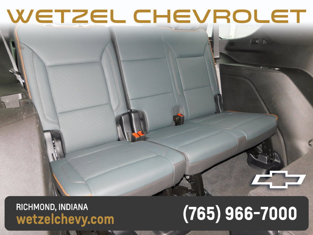 Certified 2025 GMC Yukon AT4 AWD/4WD image 35