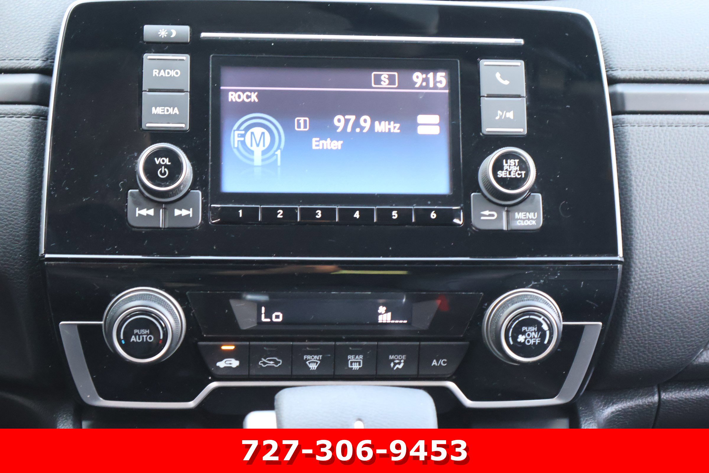 Used 2018 Honda CR-V LX image 3
