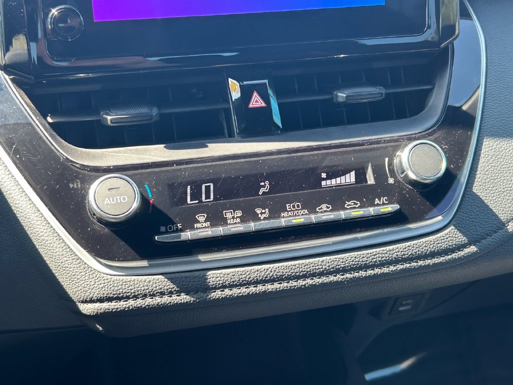 Certified 2025 Toyota Corolla SE FWD image 27
