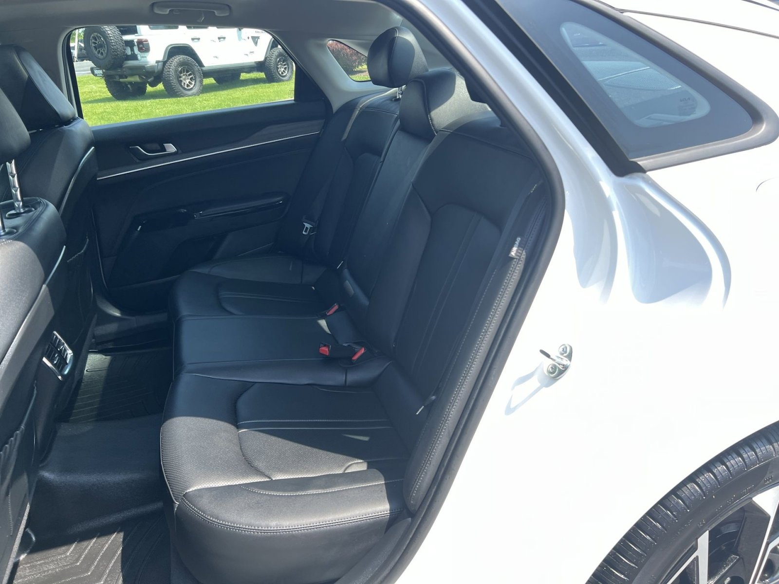 Used 2025 Kia K5 EX FWD image 33