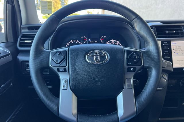 Used 2022 Toyota 4Runner SR5 image 31