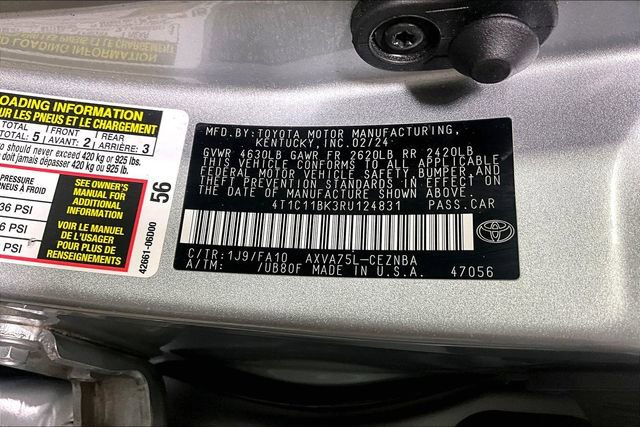 Used 2024 Toyota Camry LE AWD/4WD image 30