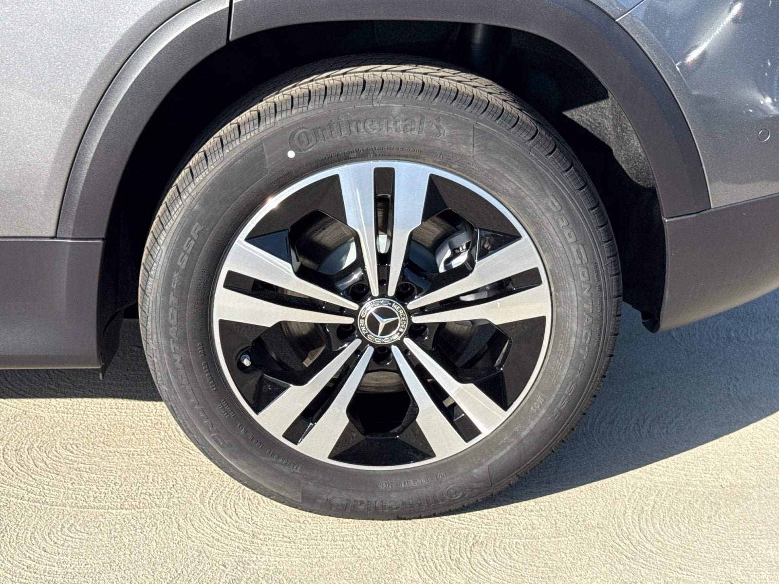 New 2026 Mercedes-Benz GLB 250 4MATIC image 14