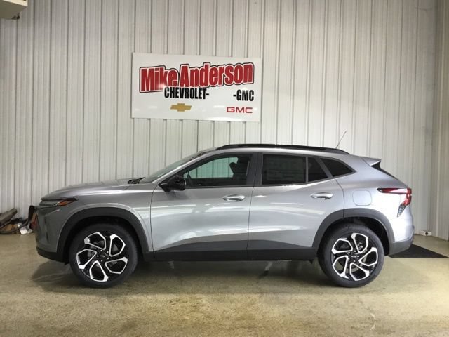 New 2026 Chevrolet Trax RS w/ Driver Confidence Package FWD image 2