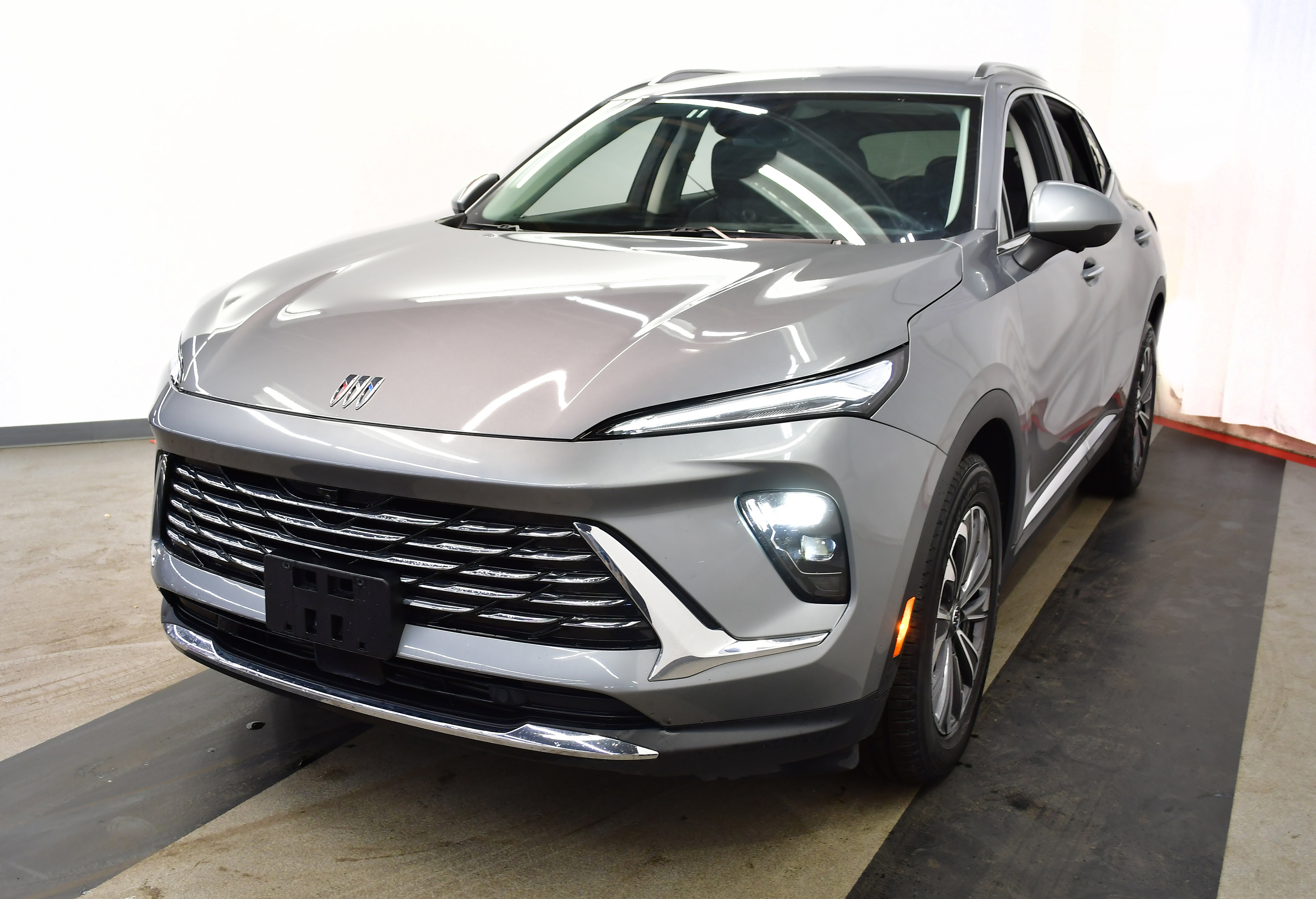 Used 2025 Buick Envision Preferred image 4