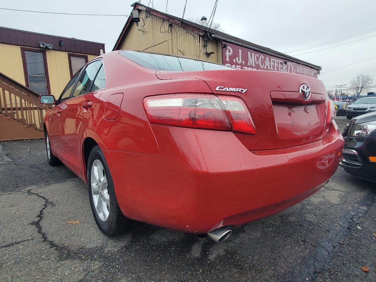 Used 2009 Toyota Camry XLE image 3