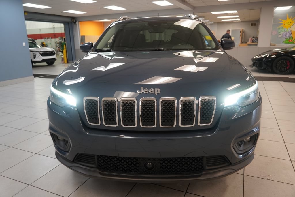 Used 2021 Jeep Cherokee Latitude Lux w/ Sun & Sound Group AWD/4WD image 16
