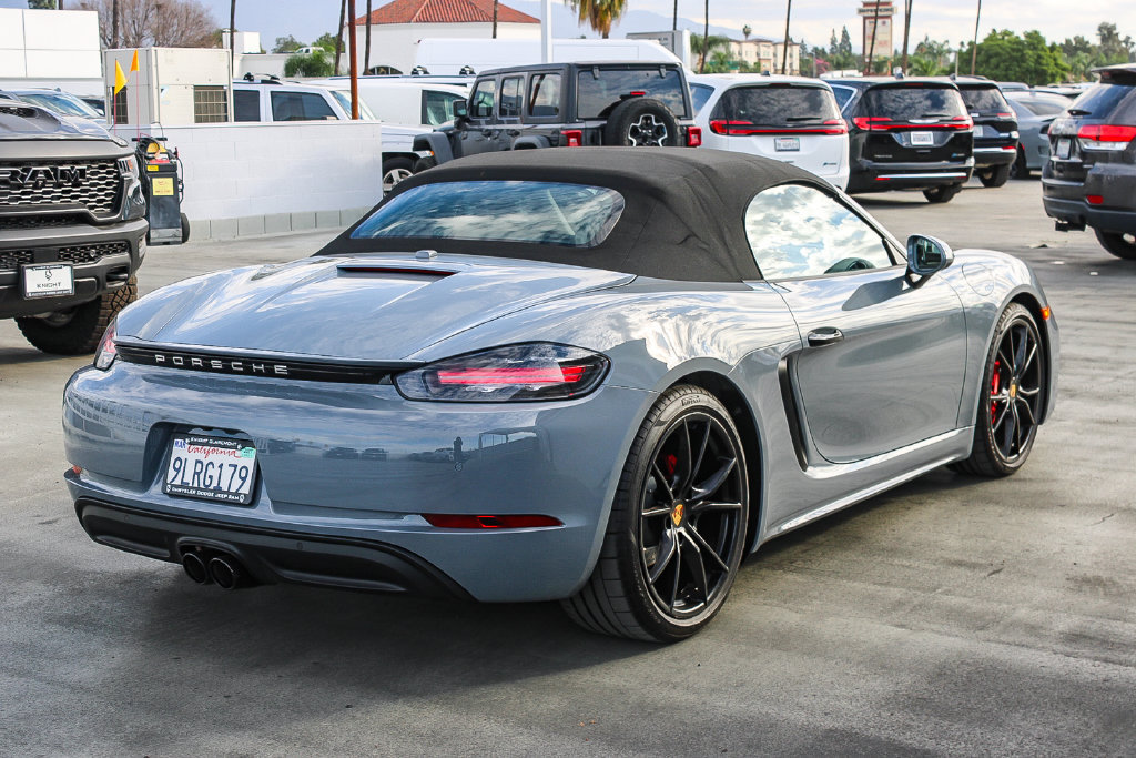 Used 2024 Porsche 718 Boxster S RWD image 9