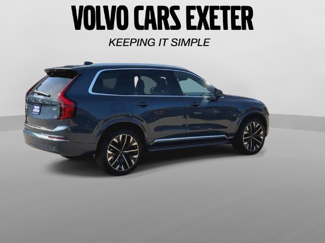 Certified 2026 Volvo XC90 B6 Plus AWD/4WD image 11