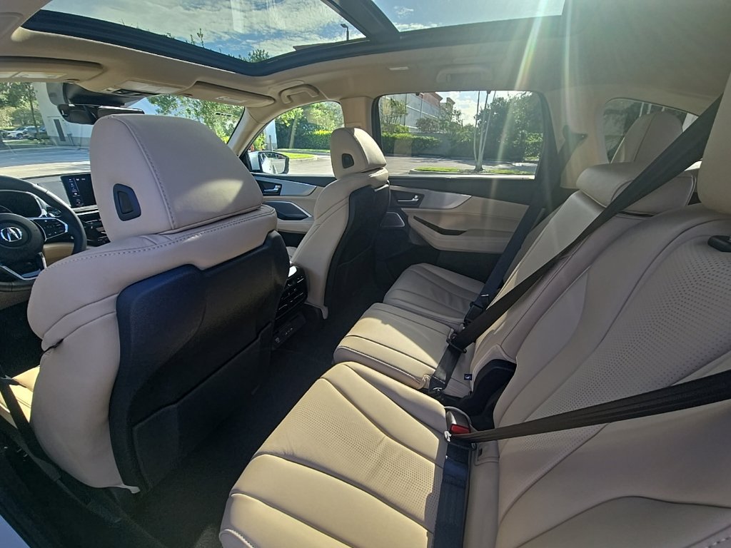 New 2026 Acura MDX w/ Technology Package FWD image 31