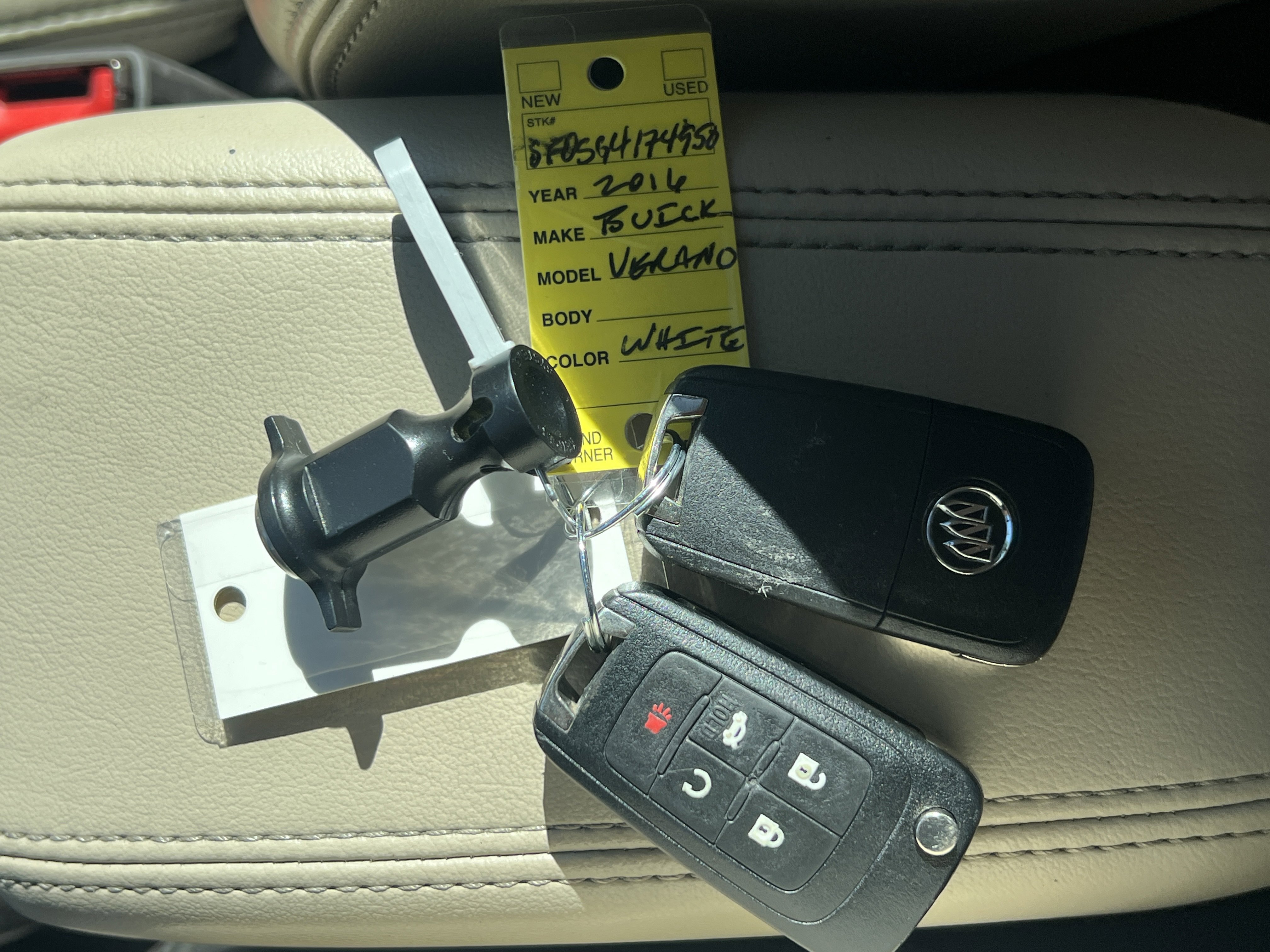 Used 2016 Buick Verano Leather w/ Experience Buick Package FWD image 32